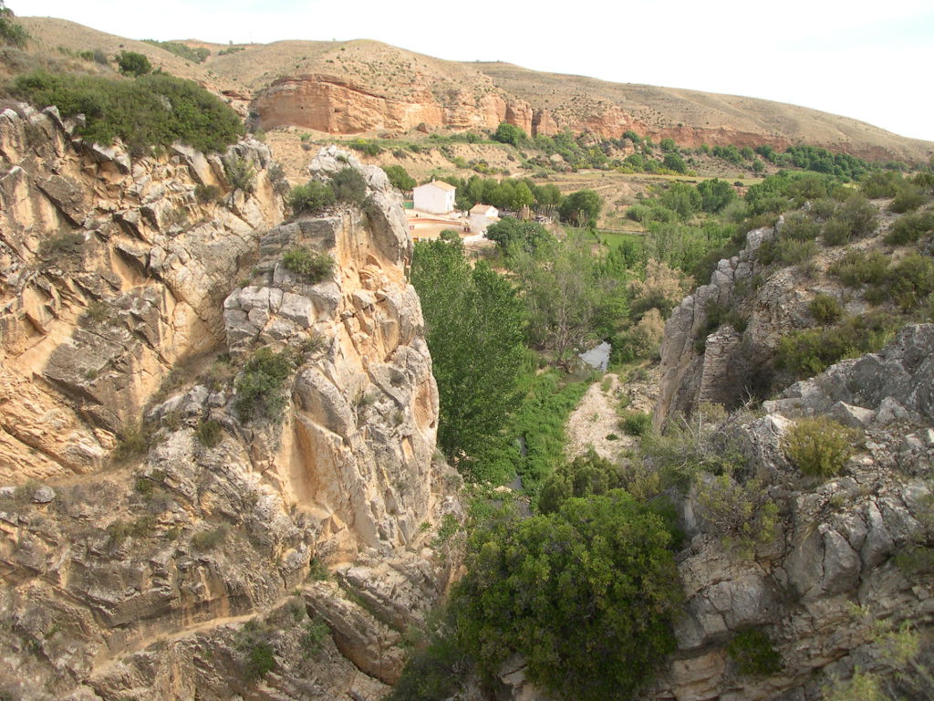 El principio del paseo entre Belchite y Almonacid